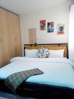Deluxe Studio Suite, City View | Individually decorated, individually furnished, free WiFi
