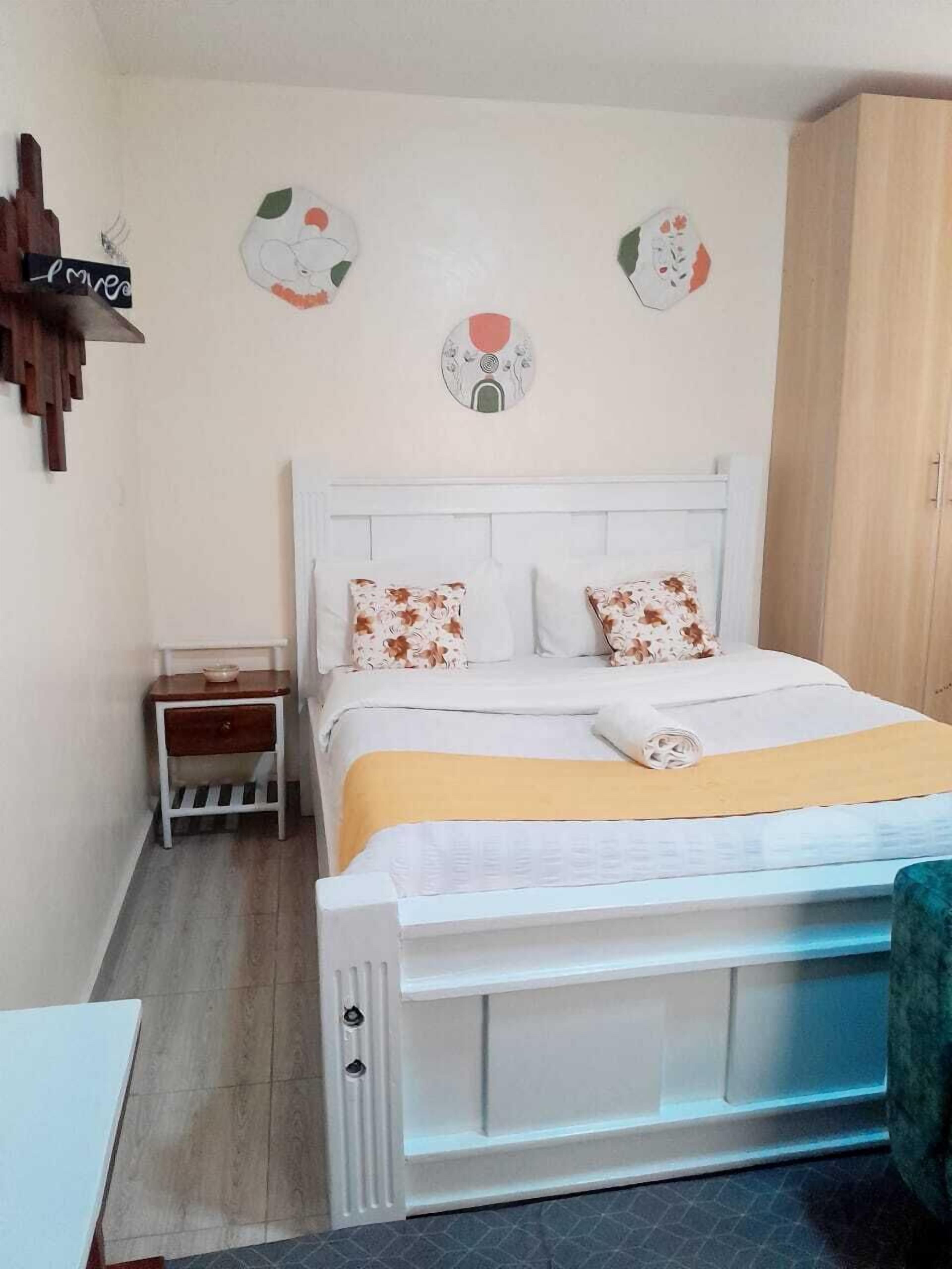 Comfort Studio Suite, City View | Individually decorated, individually furnished, free WiFi