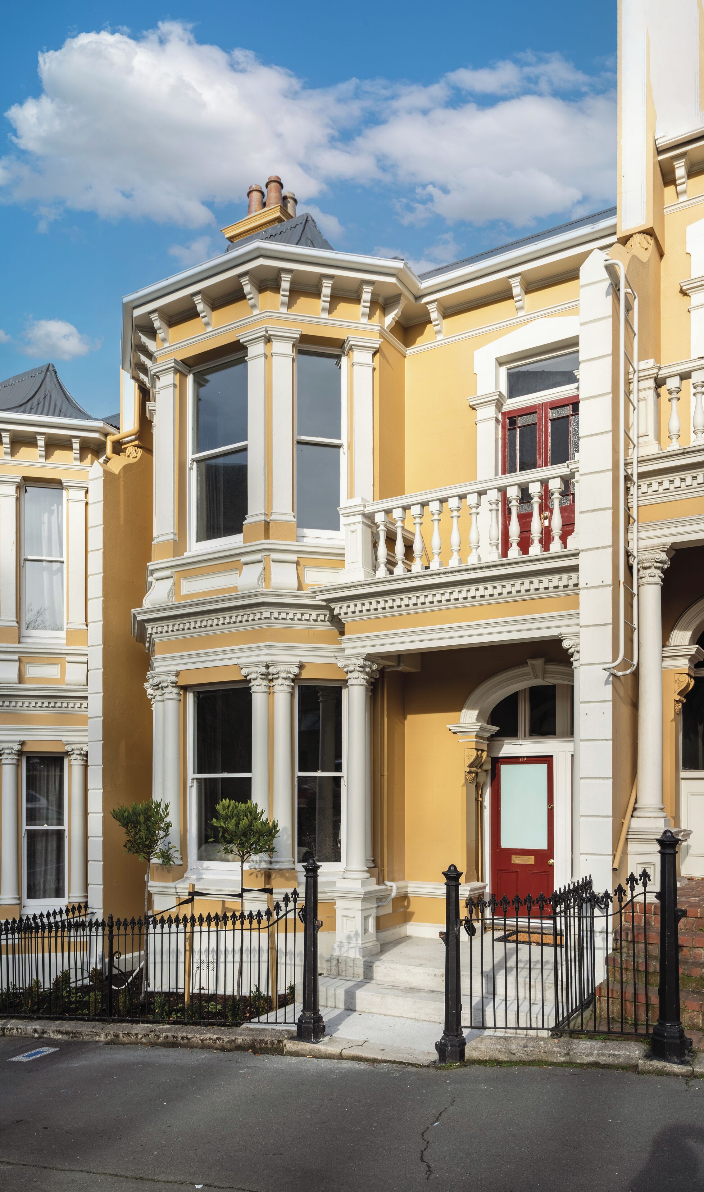 Fachada de la propiedad