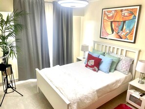 3 Schlafzimmer, Schreibtisch, Bügeleisen/Bügelbrett, WLAN