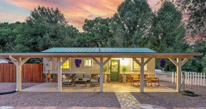 The RANCH - Creek - Fenced Dog Yard - 2 Acres - Hot Tub