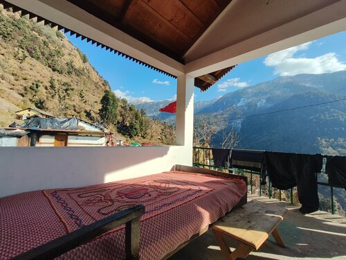 Find Peace in the Himalayas: Dodital Homestay 