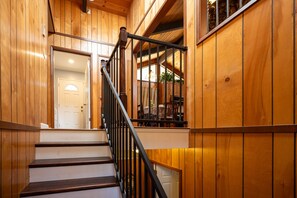 Interior - Charming 4-bedroom house with AC and WiFi in awesome Groveland (Groveland)