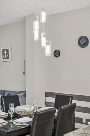Dining - Family Oasis, Cozy Retreat With Bunk Room (Kissimmee)