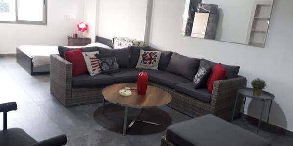 1 bedroom, internet, wheelchair access