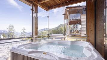 Bain à remous intérieur