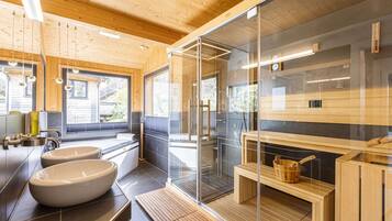 Shower, jetted bath, hair dryer, towels