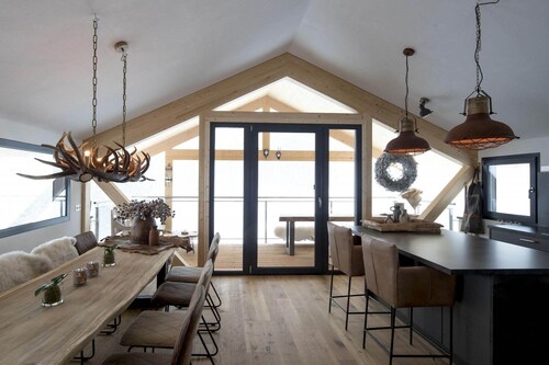 Lovely chalet with sauna