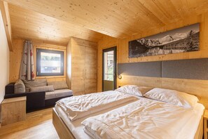 4 bedrooms, free WiFi