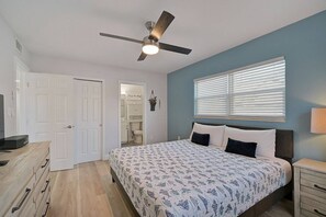 3 Schlafzimmer, Schreibtisch, WLAN