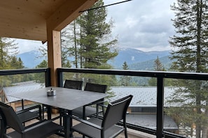 Outdoor dining - Spacious chalet with finnish sauna (Turrach)