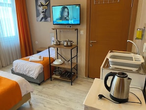Desk, laptop workspace, free WiFi