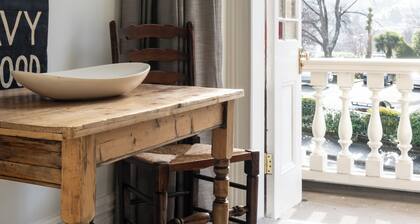 Star Struck on Stuart Street