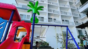 Außen-Kinderspielplatz