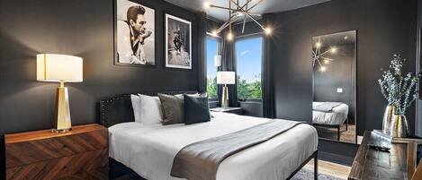 4 habitaciones, tabla de planchar con plancha, cuna de viaje y wifi