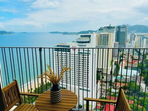 Apartamento romântico, de frente para o mar | Vista para praia/oceano