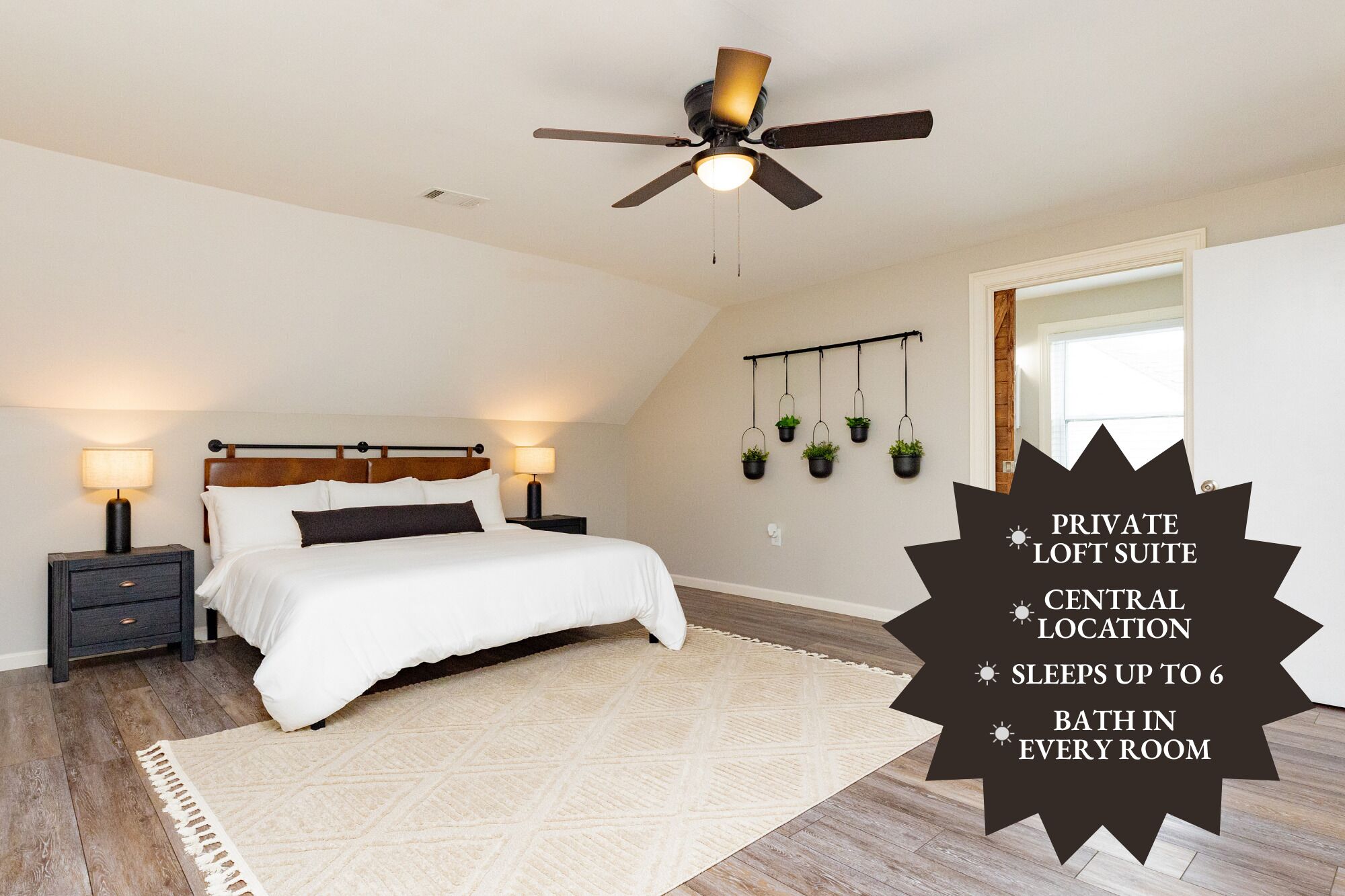 3 slaapkamers, een bureau, een strijkplank/strijkijzer, reisbedje