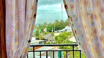 Classic Single Room, Ocean View | Laptop workspace, free WiFi