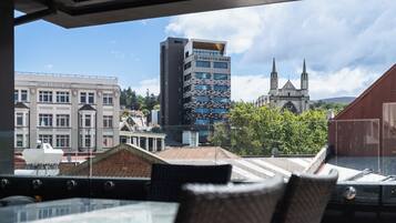 City Apartment, City View | City view