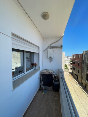 Property grounds - Terrific 3-bedroom apartment with AC in Kelibia (Kelibia)