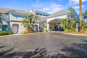 Exterior - Disney Favorite FREE Shuttle (Orlando)