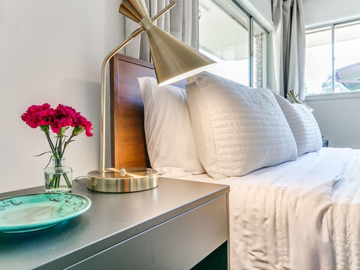 3 chambres, fer et planche à repasser, Wi-Fi, draps fournis