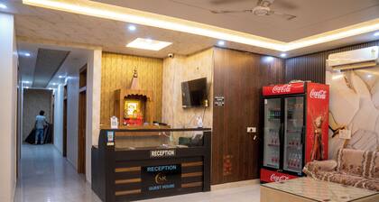 SR GUEST HOUSE