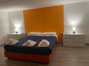 1 habitación, wifi y ropa de cama 