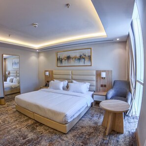 Hochwertige Bettwaren, Pillowtop-Betten, Zimmersafe