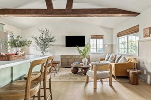 Fernseher, Arbeitsbereiche