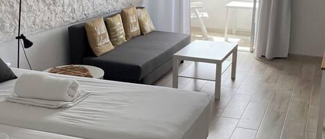 1 chambre, fer et planche à repasser, Wi-Fi, draps fournis