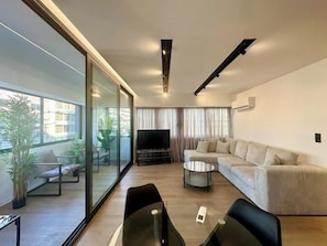 Comfort Apartment, Private Bathroom, Overwater | Living area
