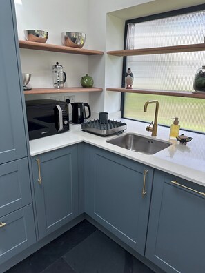 Fridge, microwave, oven, stovetop - Rewilded Barn Escape | Pond Views | Dog Friendly (Milford Haven)