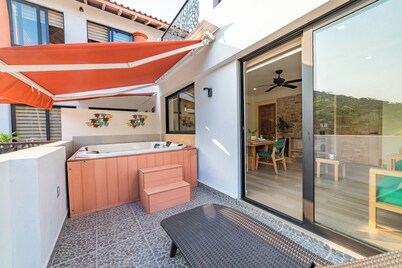 Centrally located condo with private plunge pool