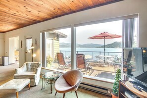 House (3 Bedrooms) | Interior - Coeur D'alene, Idaho Lake House W/beautiful Views! (Worley)