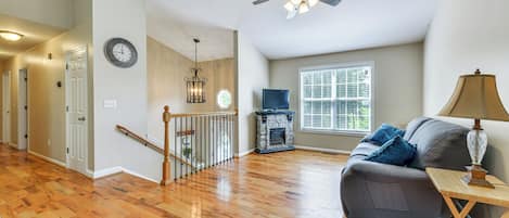 House (3 Bedrooms) | Front of property