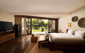 7 bedrooms, WiFi, bed sheets - KR7001 - 7 Bedroom Villa in Kerobokan (Badung)