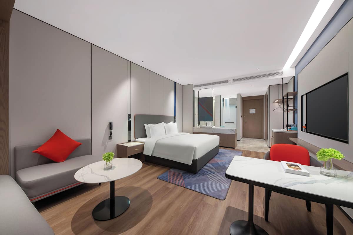 1 slaapkamer, luxe beddengoed, donzen dekbedden, een laptopwerkplek