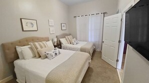 2 bedrooms, free WiFi, bed sheets