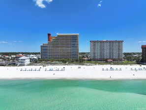 On the beach - FREE Beach Service! Sterling Beach 204! Beachfront, Heated Pool, Grills&Golf! (Panama City Beach)