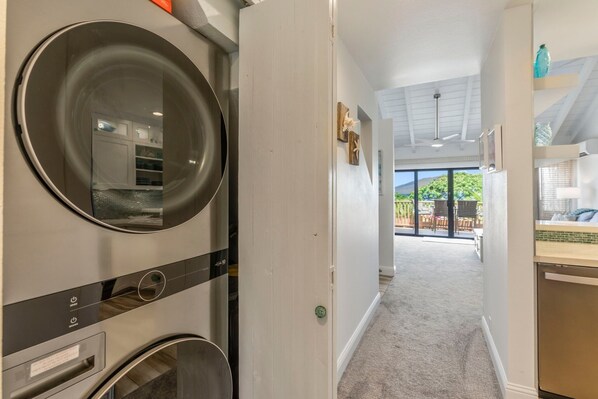 Condo, 2 Bedrooms | Interior - Maui Kamaole, #i215 2 Bedroom Condo by RedAwning (Kihei)