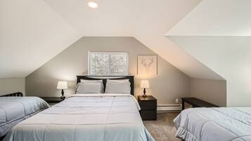 House, 4 Bedrooms | 4 bedrooms, iron/ironing board, free WiFi