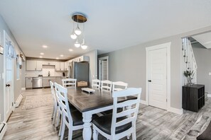 House, 4 Bedrooms | Private kitchen | Fridge, oven, coffee/tea maker, toaster - Golden Gate Getaway 4 Bedroom Home by RedAwning (Black Hawk)