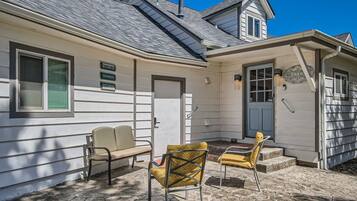 House, 4 Bedrooms | Exterior