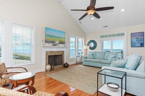 Smart TV - Beautiful 4 BR with private pool & ocean views from most every room! (Emerald Isle)