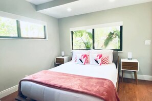 3 chambres, fer et planche à repasser, Wi-Fi gratuit, draps fournis
