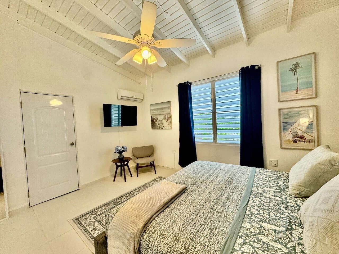 3 bedrooms, iron/ironing board, free WiFi, bed sheets