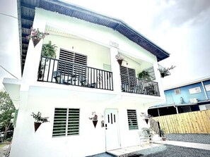 Exterior - Casa Playa: 3BR/2BA, sleeps 8  Air conditioned (Cabo Rojo)