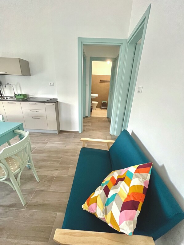 Living area - Apartment in Art Nouveau villa completely renovated waterfront center (Grottammare)