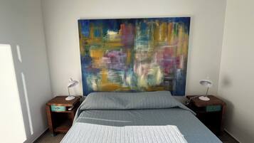2 bedrooms, iron/ironing board